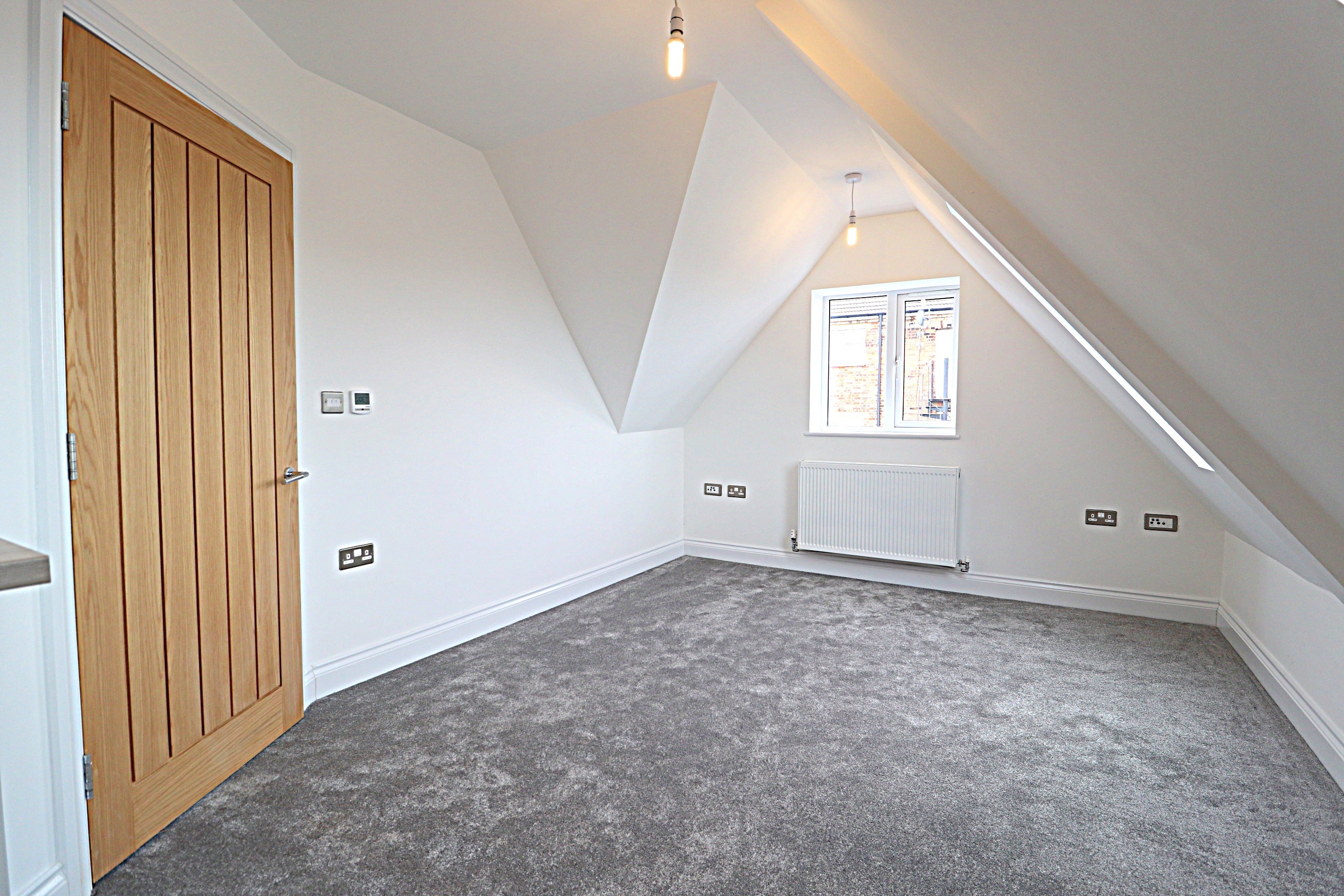 Flat Ashburnham Road in Bedford