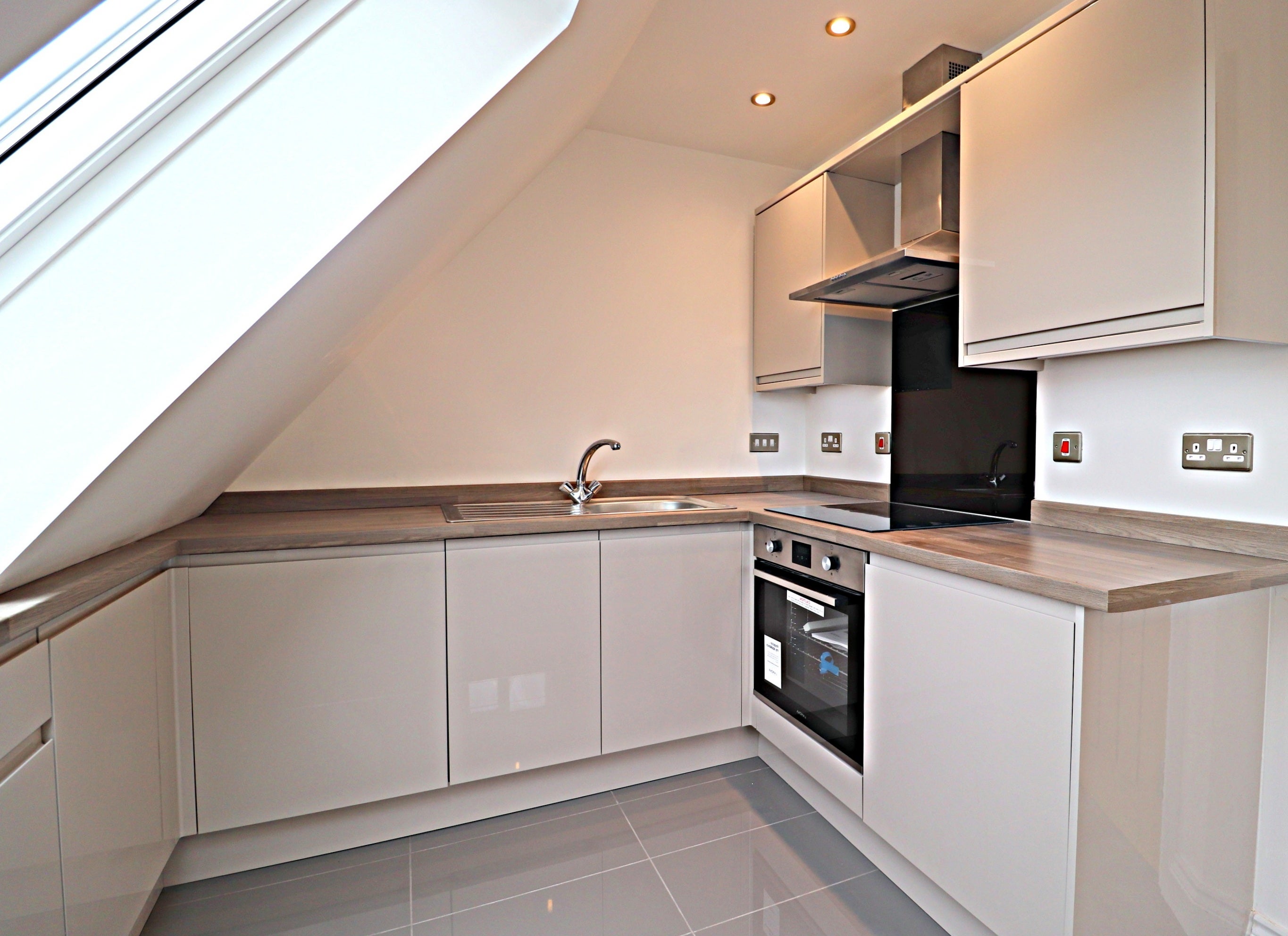 Flat Ashburnham Road in Bedford