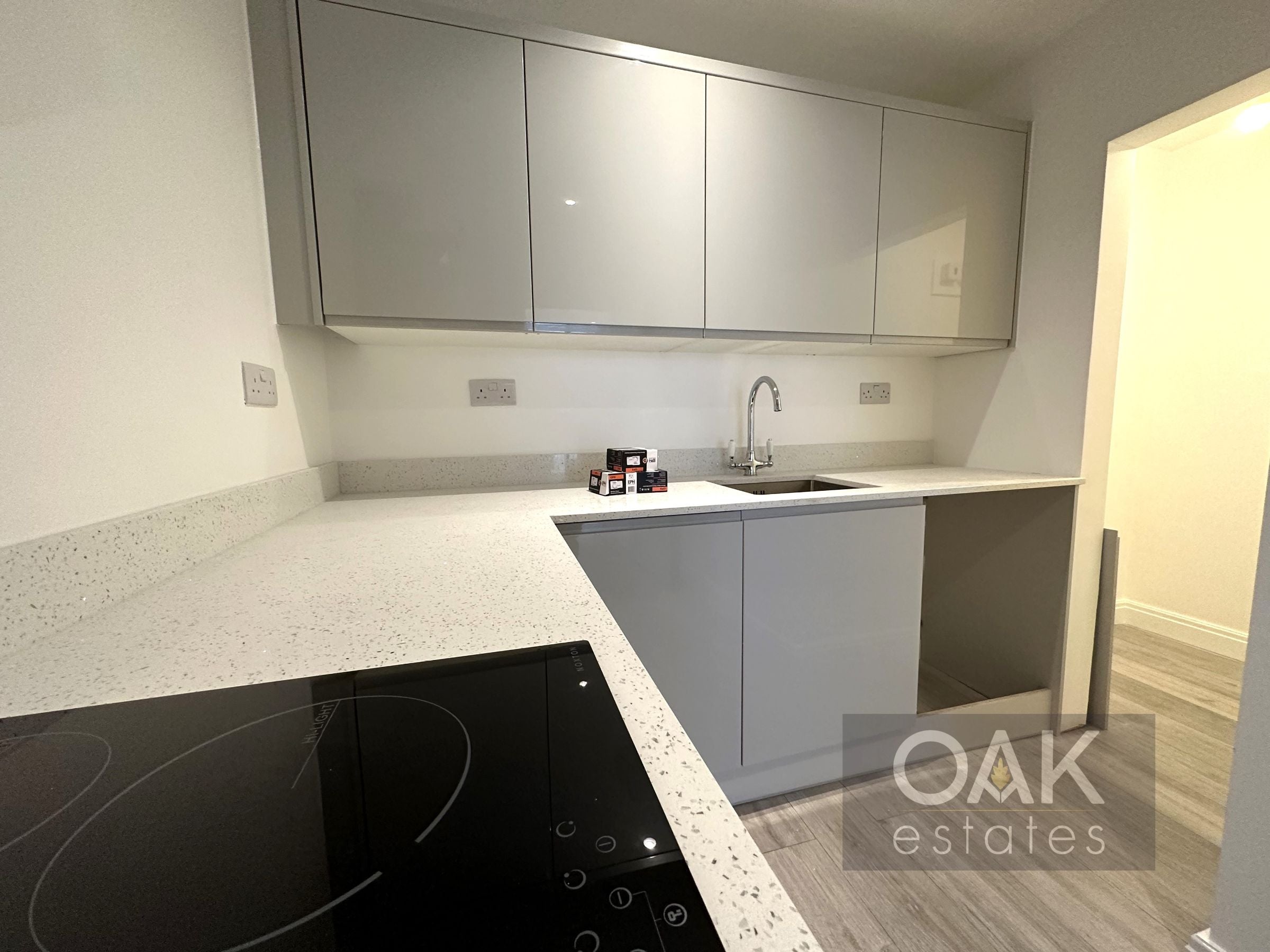 Flat Camberwell Road in Greater London