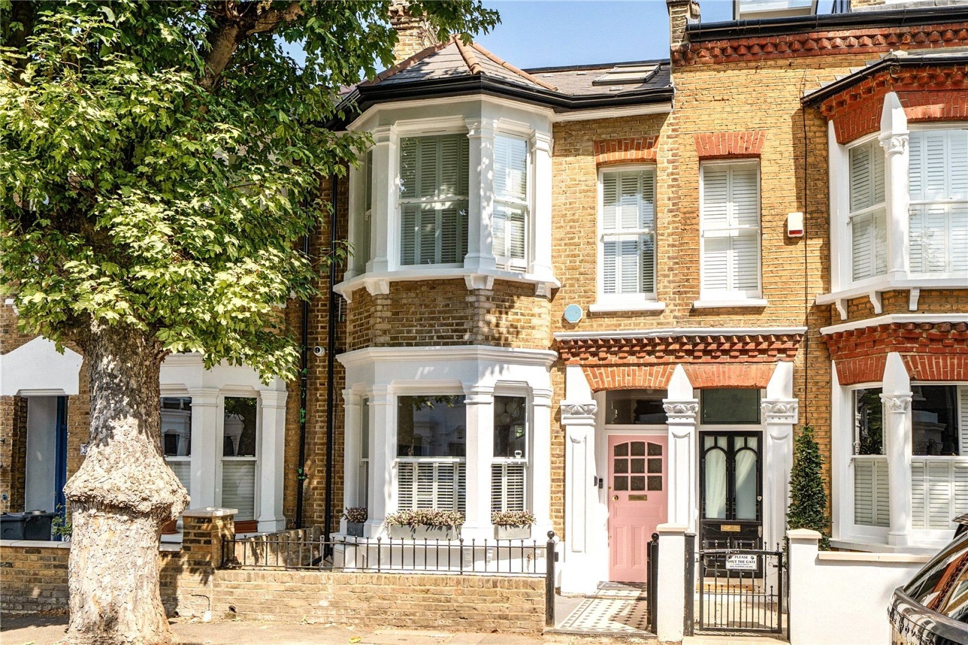 House Duke Road in Greater London