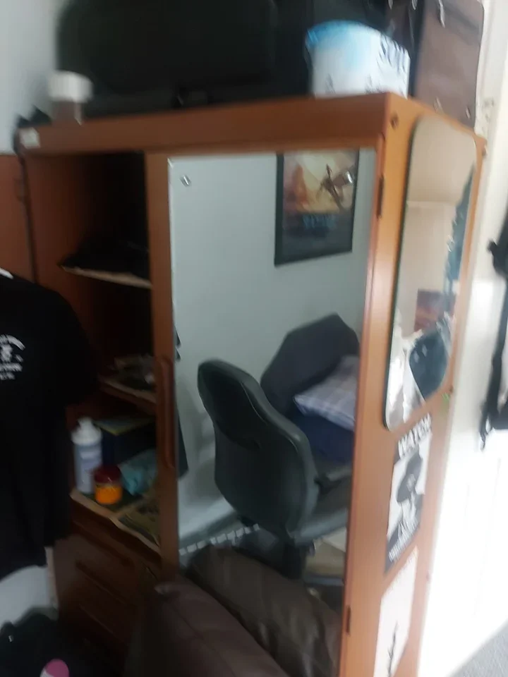 Room Longlands Avenue in Greater London