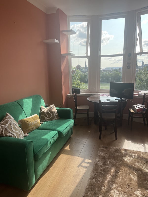 Room Ancroft Street in Glasgow