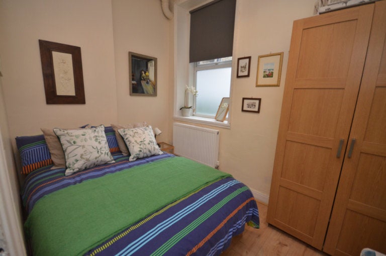 Flat Brighton Terrace in Greater London