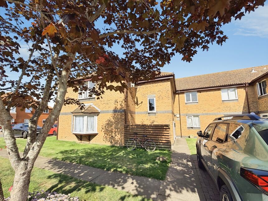 Flat Golf Road in Deal