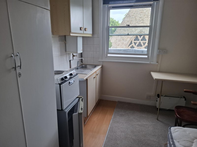 Room Cambridge Street in City of Westminster