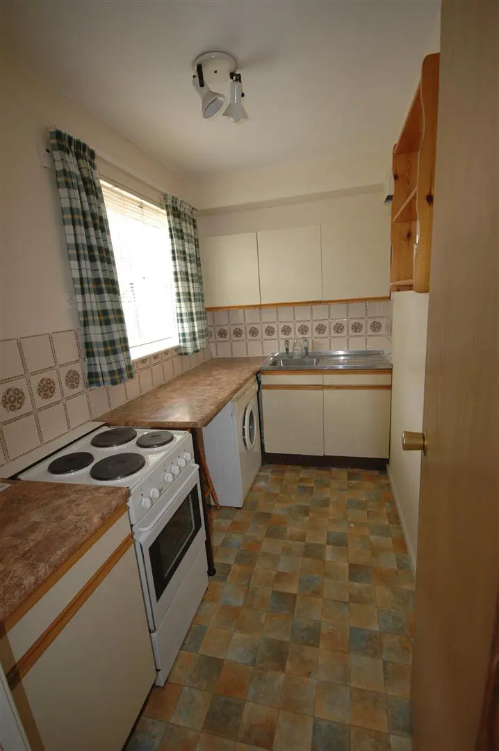 Flat Langdale in Ashford