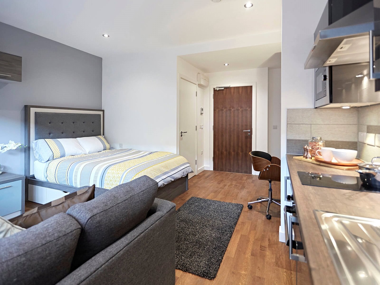 Flat Wade Lane in Leeds