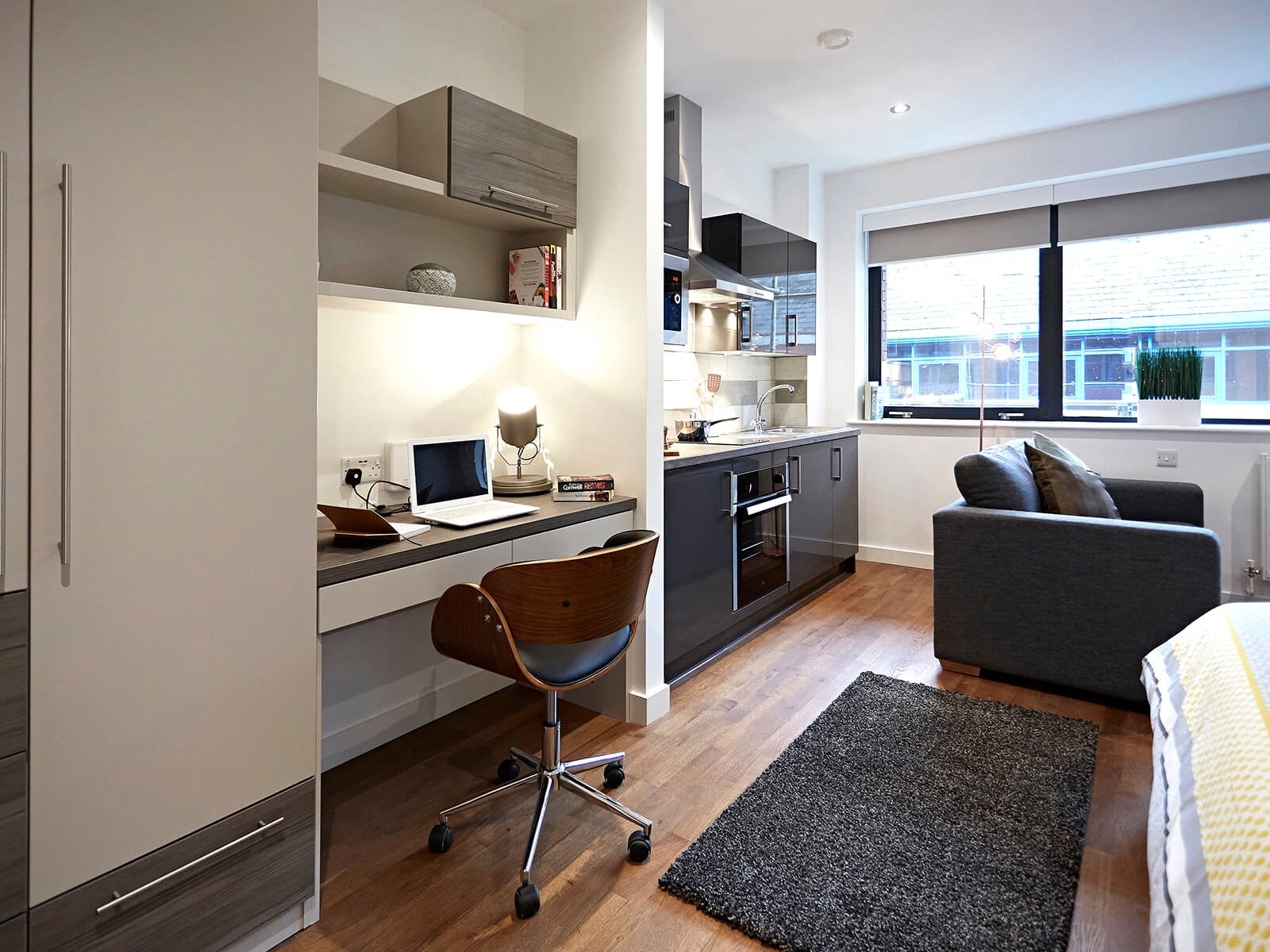 Flat Wade Lane in Leeds