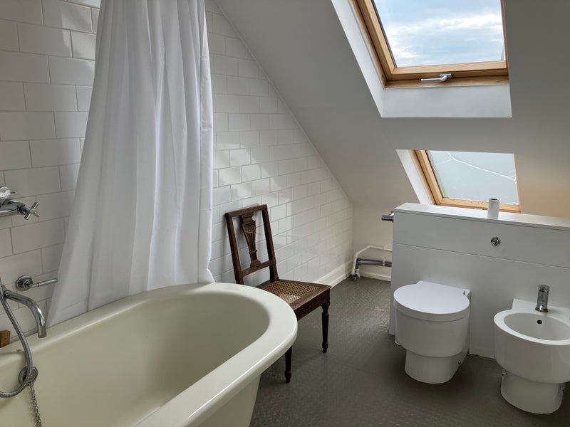 Room Bouverie Mews in Greater London