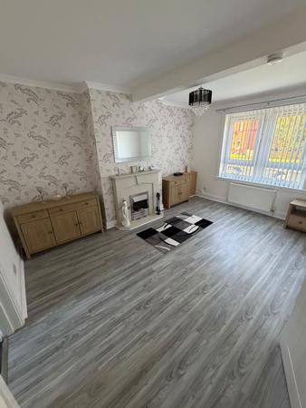 Flat Elmbank Crescent in Blantyre