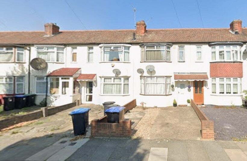 House Larmans Road in Greater London