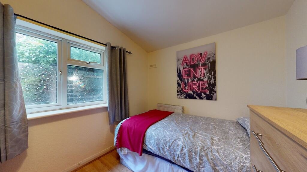 Room Anson Road in Greater London