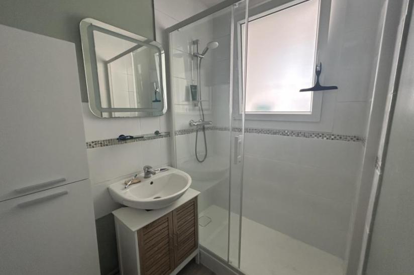 Flat Rue de la Pilate in Saint-Jacques-de-la-Lande