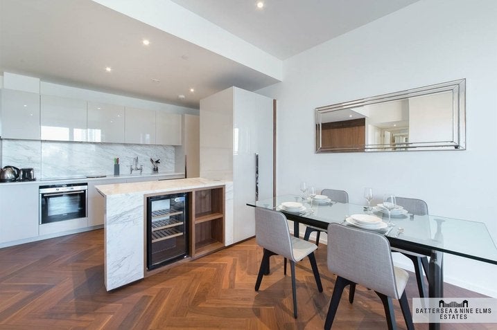 Flat New Union Square in Greater London