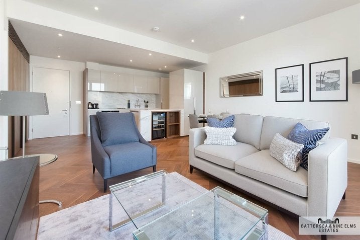 Flat New Union Square in Greater London