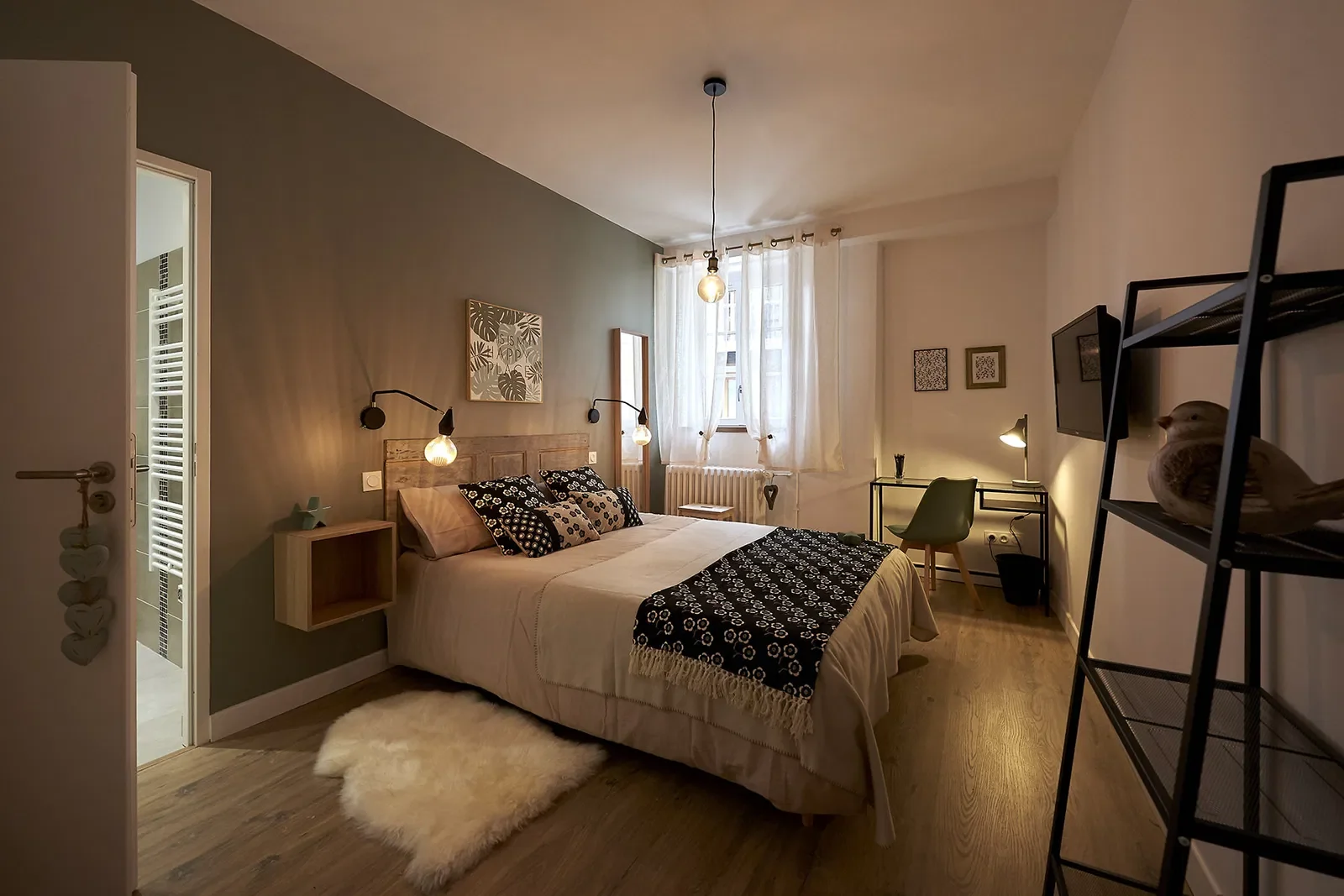 Chambre Rue de la République à Moirans