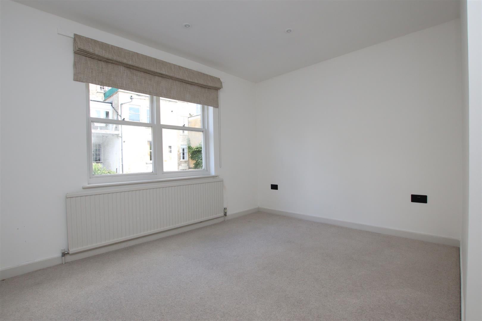 Flat Clare Street in Bristol