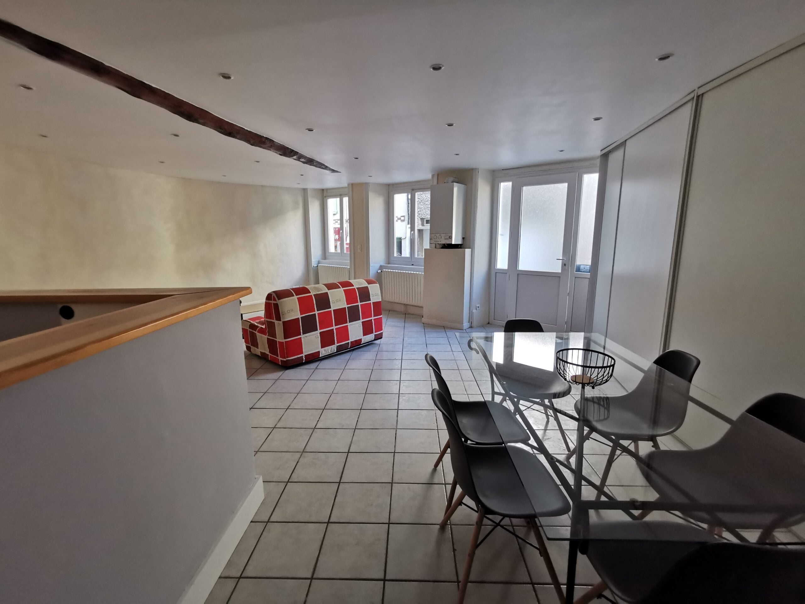 Flat Rue Joannes Mollon in Feurs