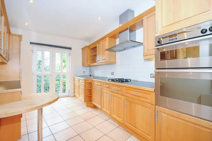 Flat Sandhills Lane in Borough of Runnymede