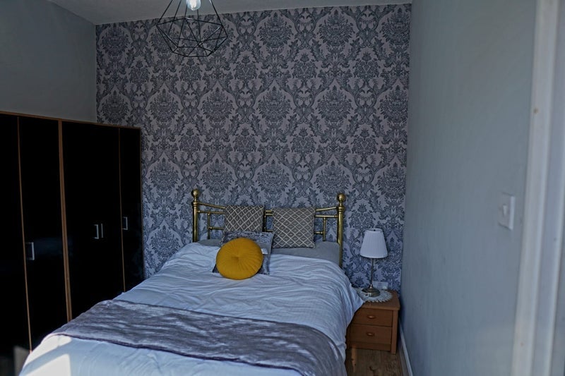 Room Hawkeshead Road in Manchester