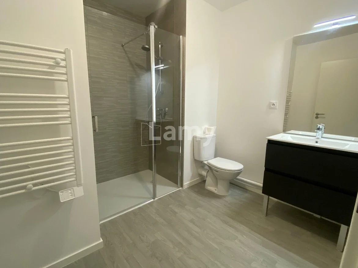Flat Rue Alfred Nakache in Brest
