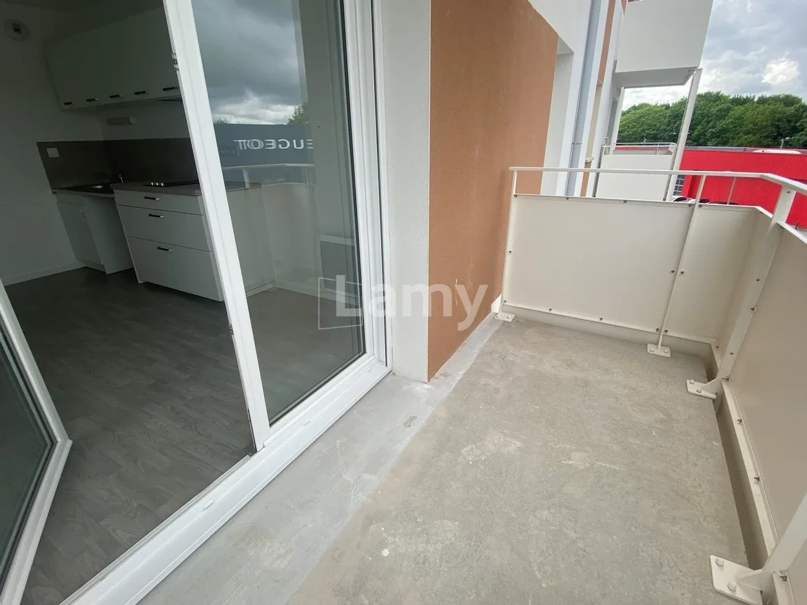 Flat Rue Alfred Nakache in Brest