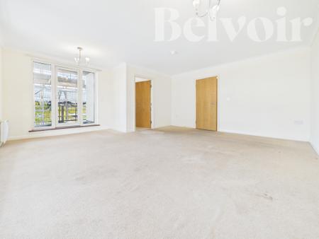 Flat Alençon Link in Basingstoke and Deane