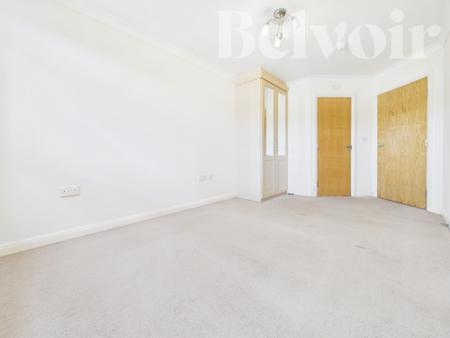 Flat Alençon Link in Basingstoke and Deane