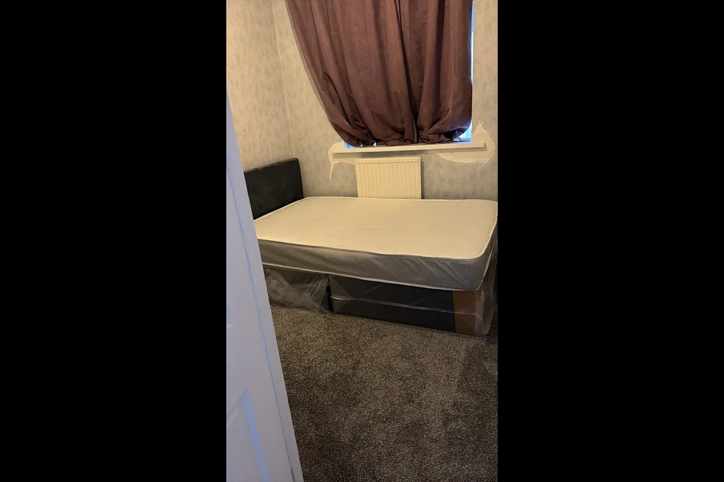 Room Redbridge Lane East in Greater London