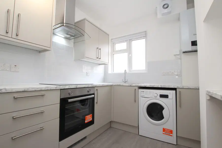 Flat Allendale Road in Greater London