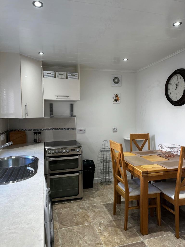 Flat Kerrystone Court in Dundee