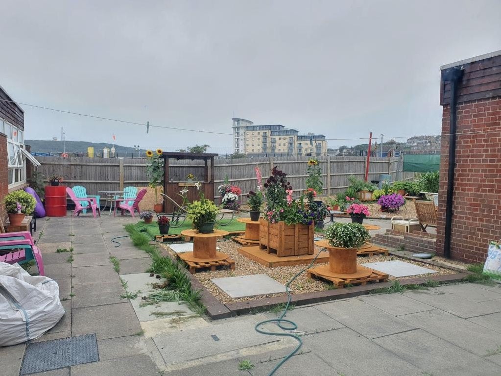 Room Beach Road in Newhaven