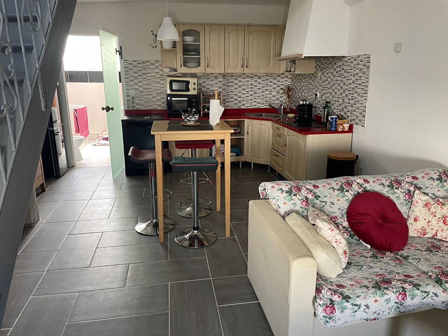 Flat Rue des Pourteaux in Médis