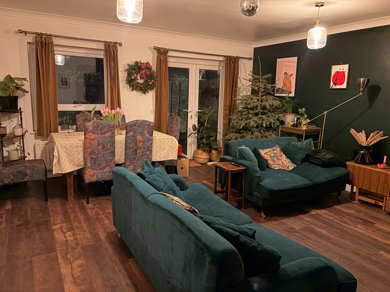 Room Henry Dent Close in Greater London