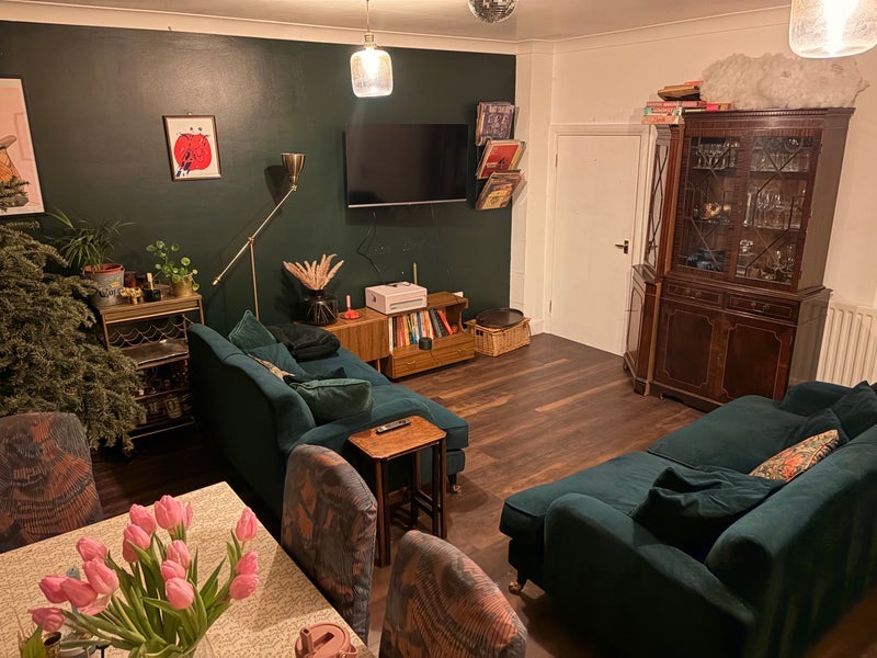 Room Henry Dent Close in Greater London
