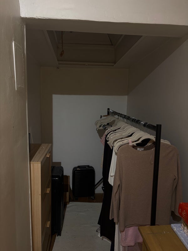 Room Percy Road in Greater London