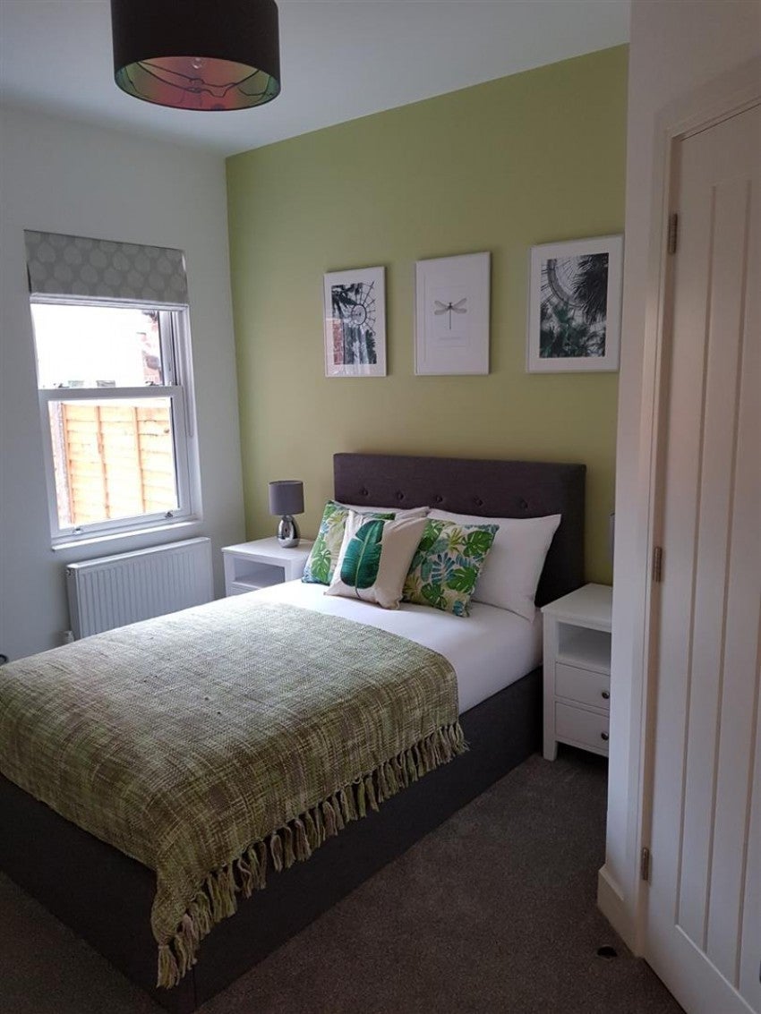 Room Oxford Road in Reading
