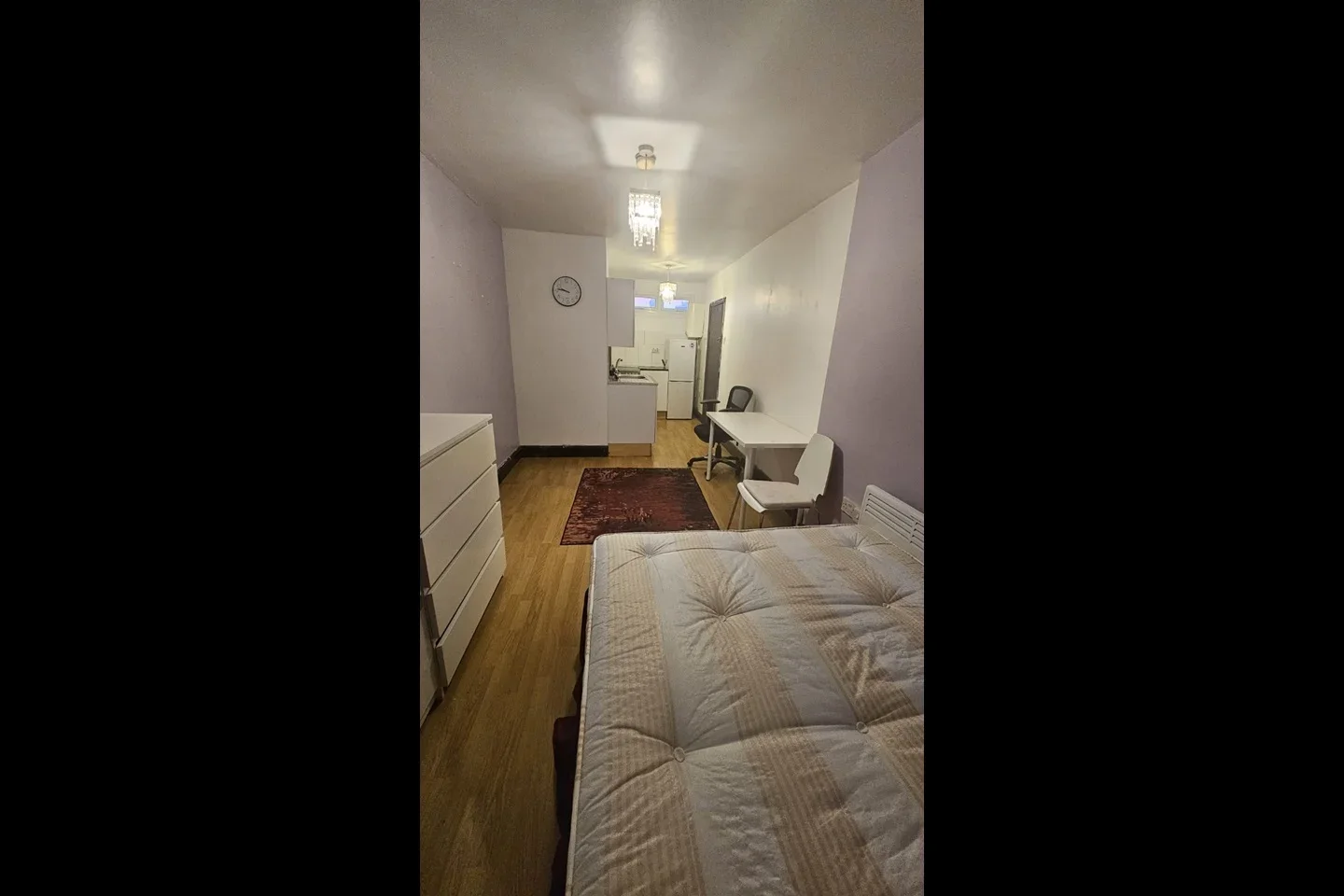 Flat Barking Road in Greater London