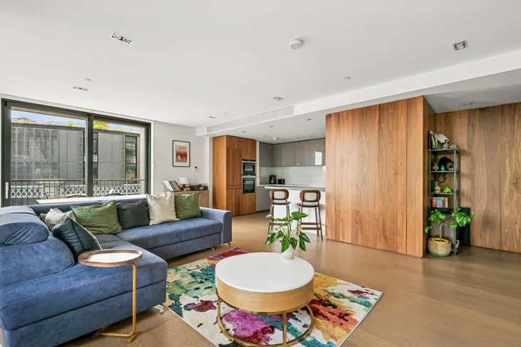 Flat Wollstonecraft Street in Greater London