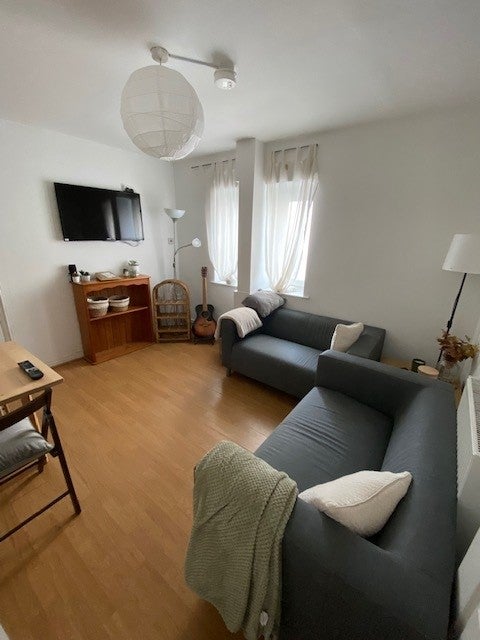 Flat Shaftesbury Cottages in Plymouth