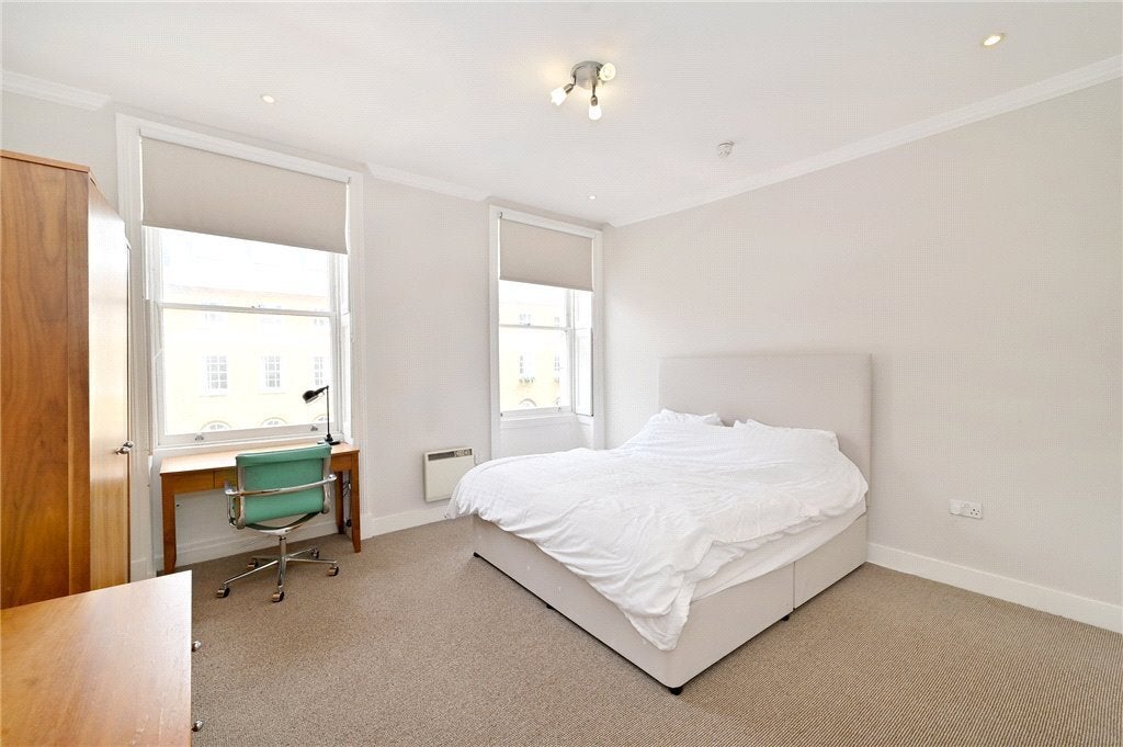 Flat Baker Street in City of Westminster