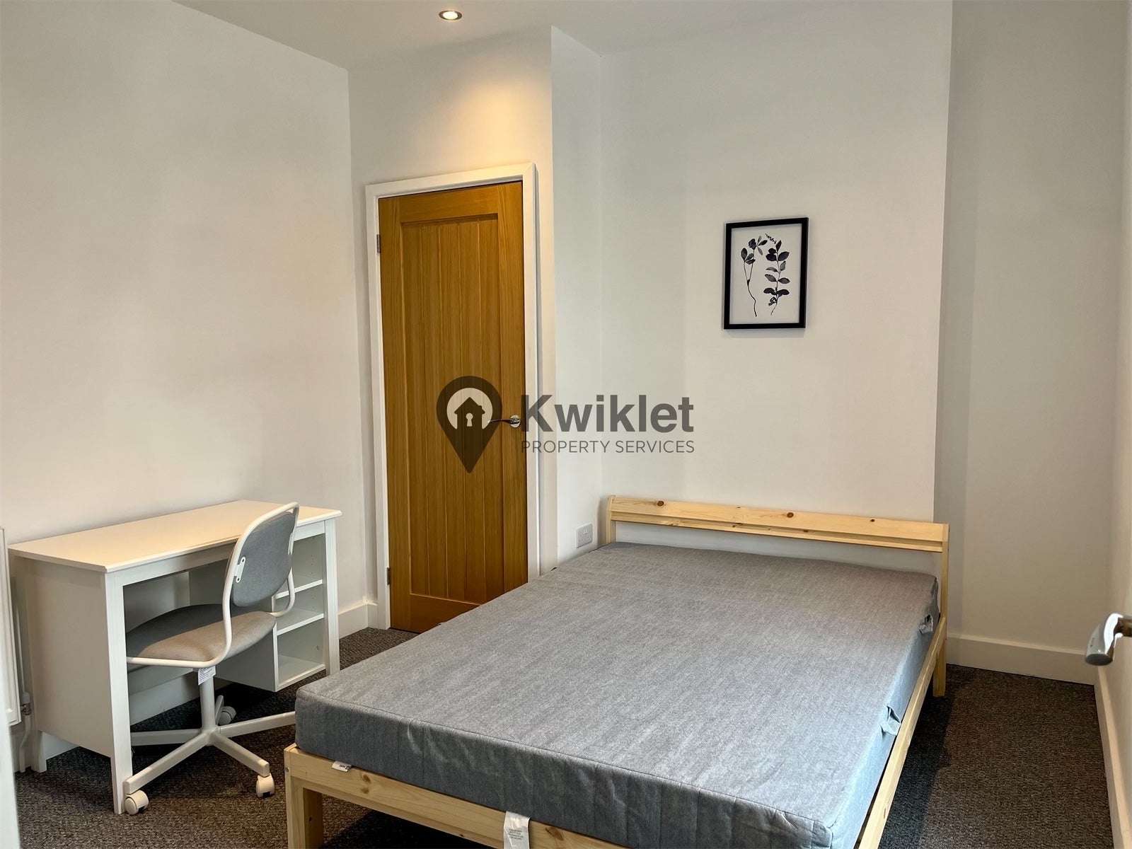 Room Oliver Terrace in Pontypridd