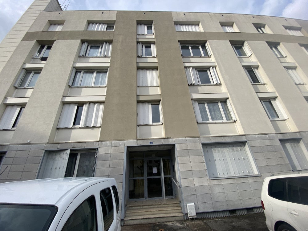 Flat Place de Montreal in Troyes