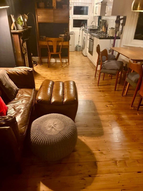 Room High Road Leytonstone in Greater London