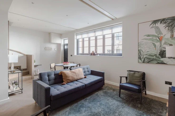 Flat Huntsworth Mews in City of Westminster