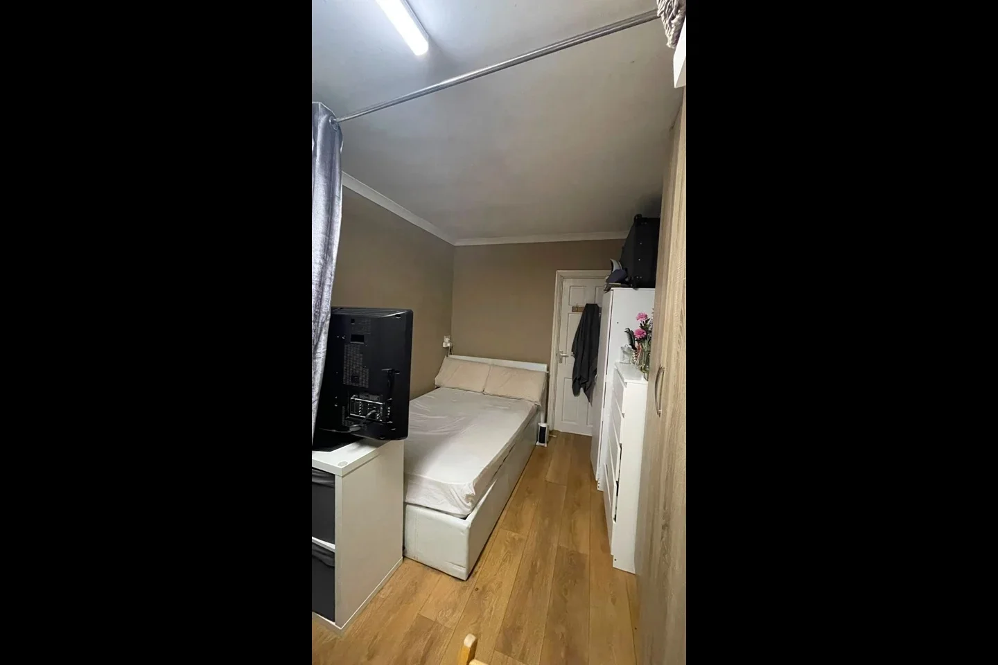 Flat Eton Road in Greater London