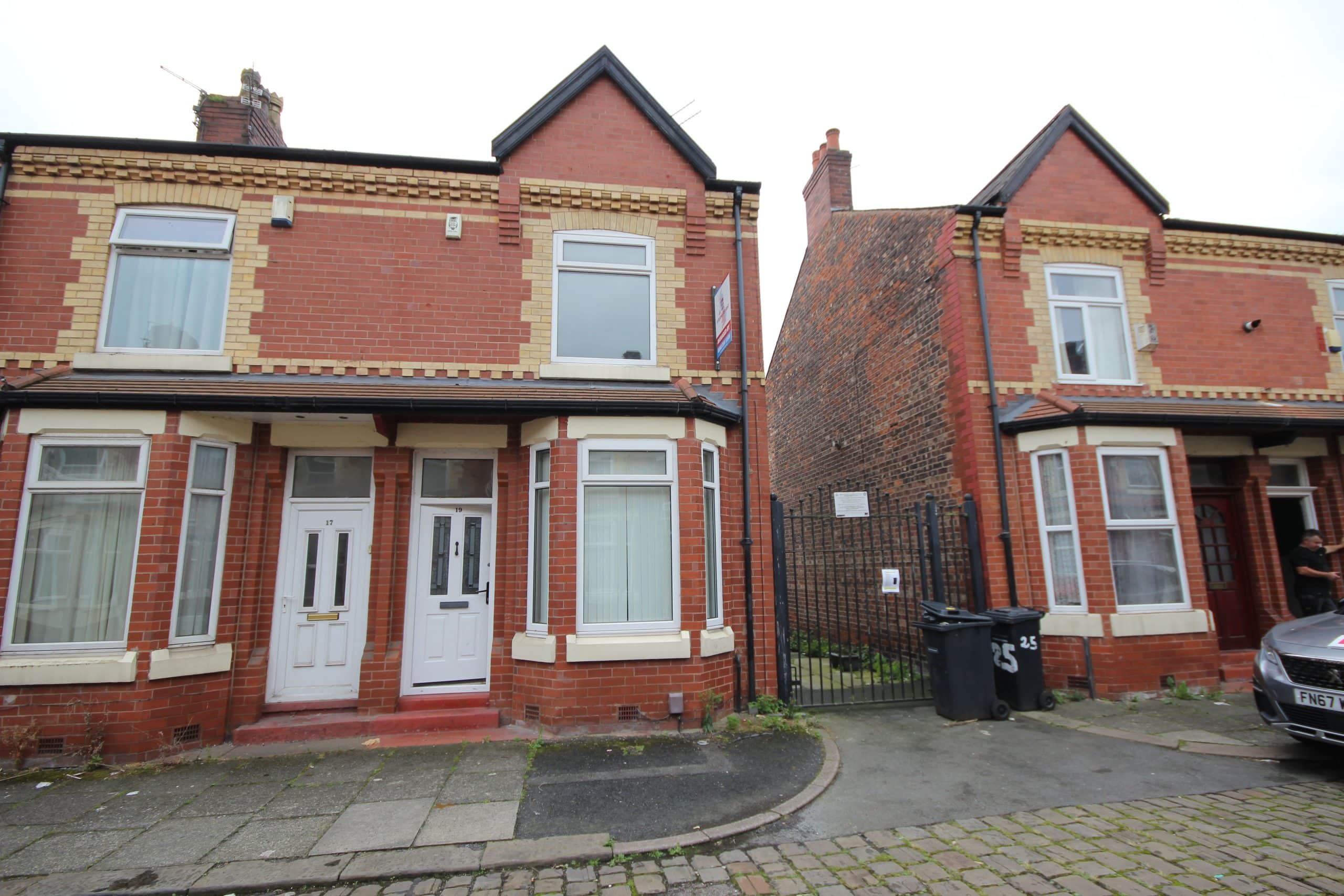 Flat Welford Street in Salford