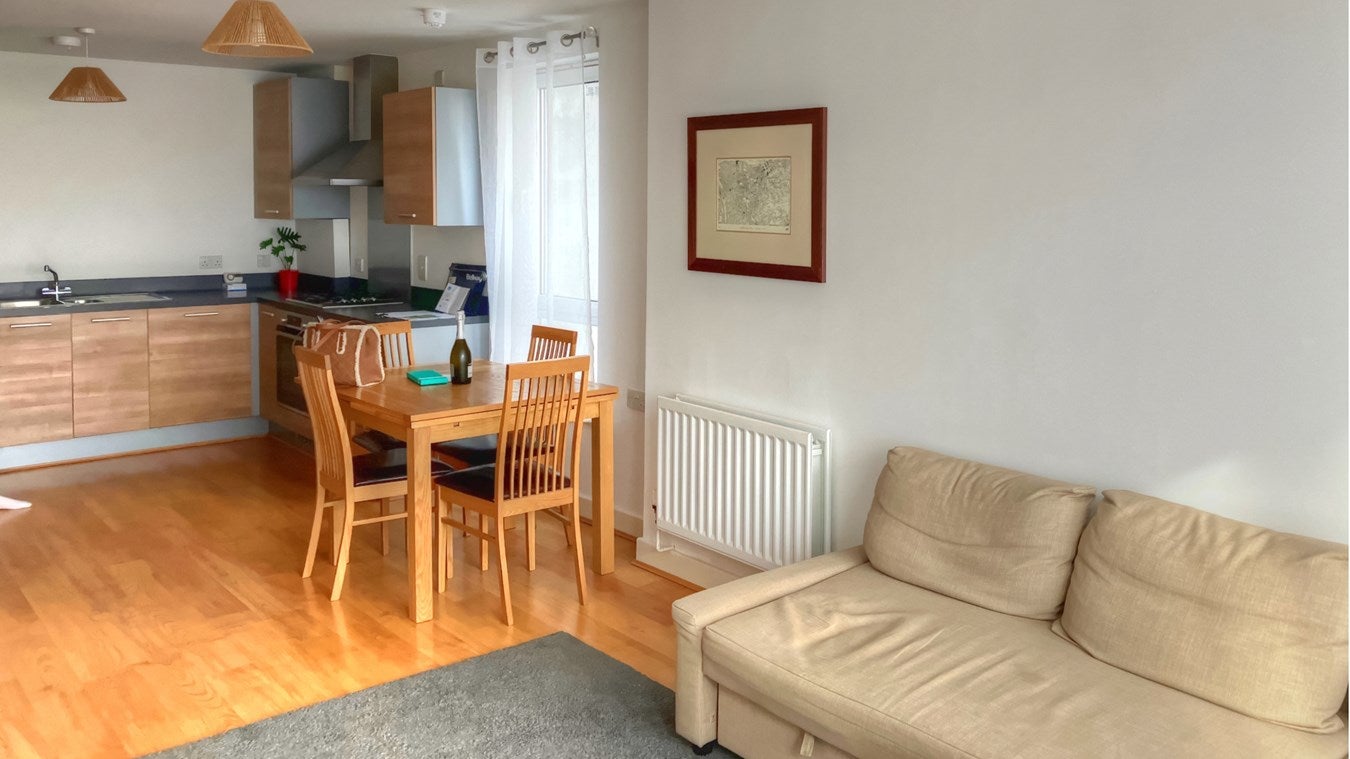 Flat Norman Road in Greater London