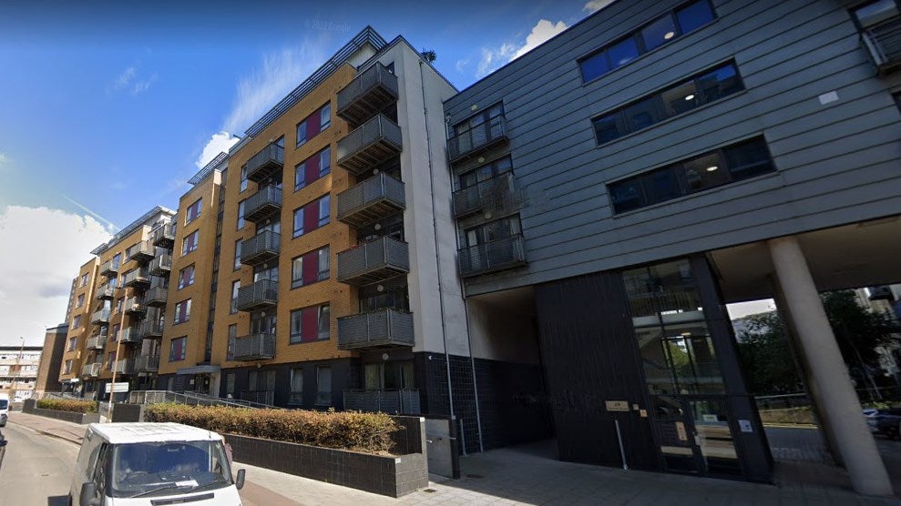 Flat Norman Road in Greater London