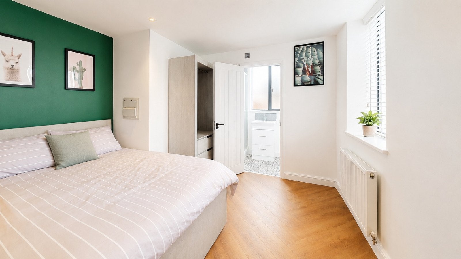 Room Derby Road in Charnwood